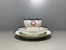 Meissen Gedeck 3-tlg. Tasse UT Teller A-Kante Blumenmalerei Rosen Gold 1.Wahl