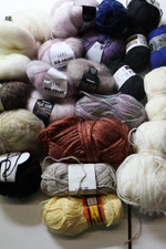 1kg Wollpaket verschiedene Materialien Wolle Wollreste siehe Bild Top Zustand