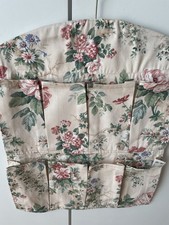 Kleiderbügel-Utensilo aus