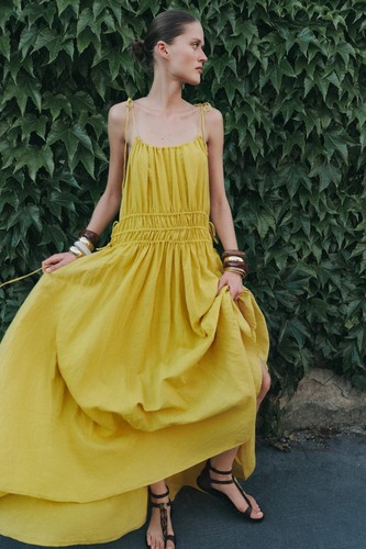 Zara kleid aus leinengarn - zara,