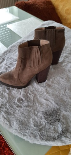 Zara,Gr.39,Stiefeletten,braun