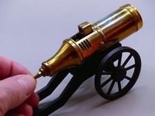 Altes Messing ? Tisch Benzin Feuerzeug Kanone Top Funktion Springmechanik