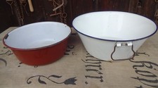 2 x alte Emaille Schüssel