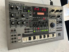 Roland mc505 - roland,
