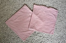 Kissenbezüge 2 Stück 45 x 45 cm rosa samtartiger Stoff Sofakissen