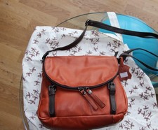 Think Tasche Farbe Camel
