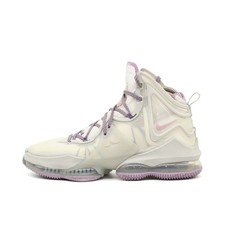 Nike Herren LeBron 19 Sneaker