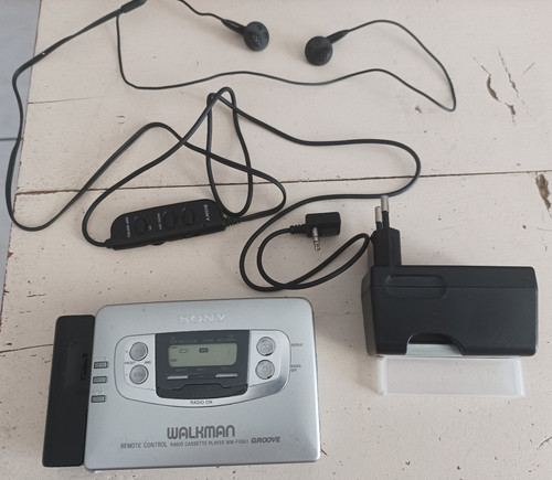 Altes walkman sony - altes,