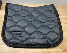 Dressurschabracke Wintershadow