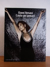 Gianni Versace. L'abito per