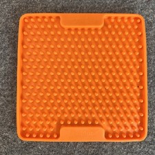 LickiMat Mini orange - Anti-Schling Matte Hund Katze