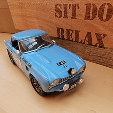 Revell 1/18 - Triumph TR4