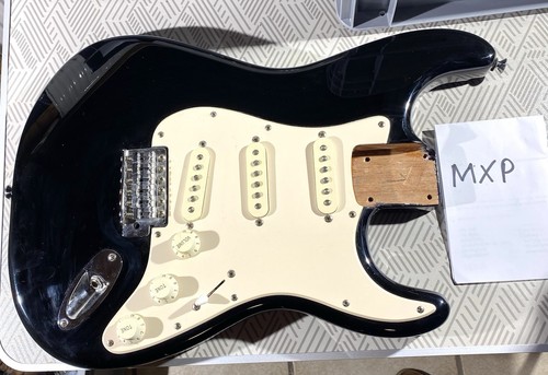Fender squier stratocaster - fender,