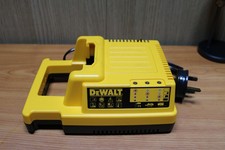 DeWalt DE9000 Ladegerät