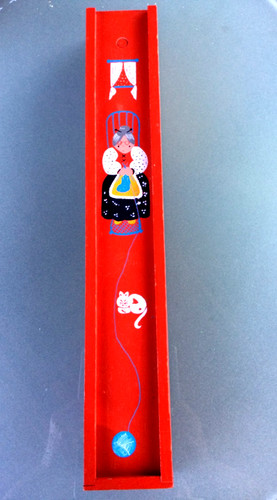 Holzbox mit stricknadel rot - holzbox,