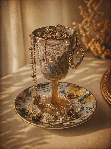 Eleganter schmuckhalter - eleganter,