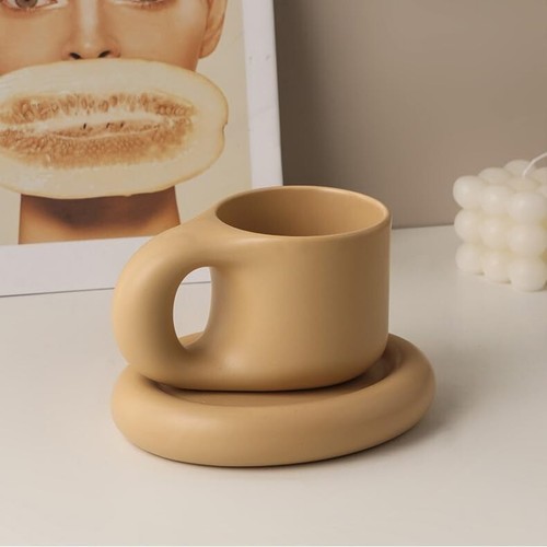 Tasse und untertasse set - und,