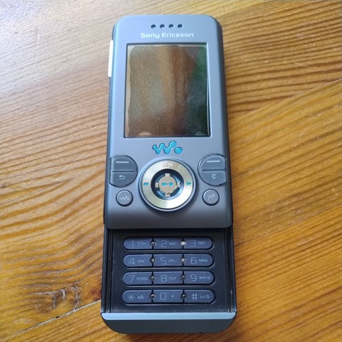 Sony ericsson w580i - sony,