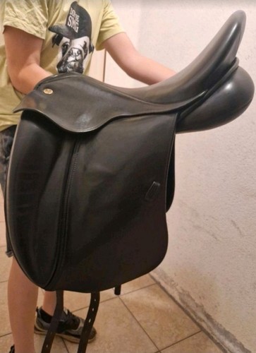Dressursattel mit viel pausche - dressursattel,