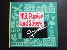 Mit Papier und Schere-Rudolf