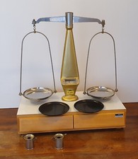 Apothekerwaage Balkenwaage mit Schubladen Waage Kern & Sohn