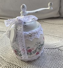 Shabby Vintage Look Landhaus Deko kleine Gewürzmühle Upcycling Handarbeit -536