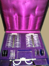 Refraktionskasten Optikerbedarf antik Messbrille + Probiergläser komplett top