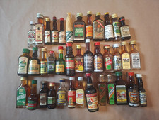 14 unterschiedliche Magenbitter Spirituosen Miniaturen, alte Raritäten 