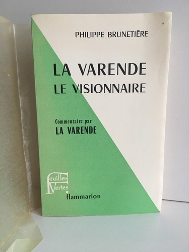 Brünette varende der - la,
