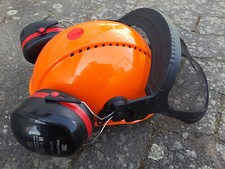 Helm Forsthelm Schutzhelm Forstschutzhelm Gehörschutz Peltor Optime III  3M