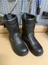 Neuwertige Sicherheitsstiefel