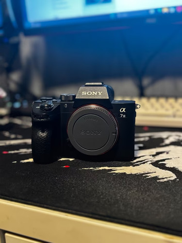 Sony alpha iii - sony,