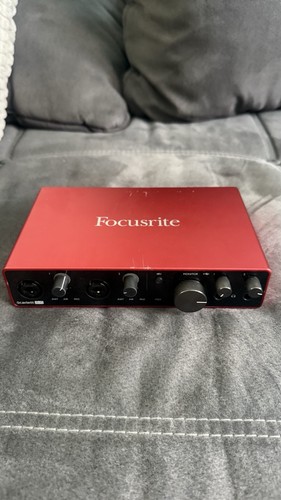 Focusrite scarlett 8i6 3rd gen - 3rd,