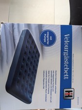 Velour Gästebett mit