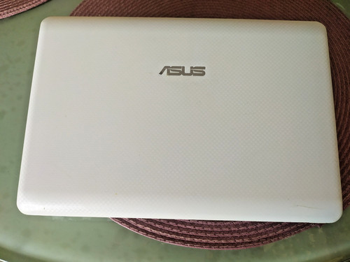 Asus eee r101 netbook - eee,