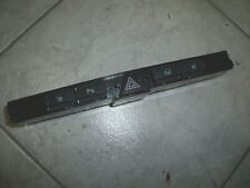 Warnblinkschalter, Sitzheizungsschalter und ZV-Schalter Opel Astra H  13100110