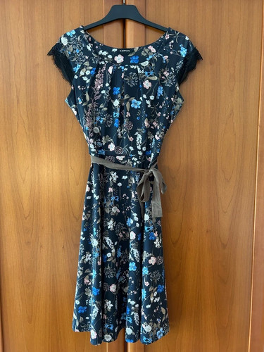 Marineblaues kleid mit - marineblaues,