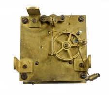 Kleines altes uhrwerk - uhrwerk, f