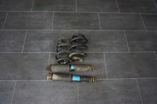 VW T4 Caravelle Bus Federn hinten Fahrwerksfedern Dämpfer Stoßdämpfer