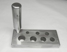 Stauchmatrize rund 8 Loch von