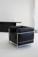 Cassina LC2 Sessel Leder Schwarz Le Corbusier