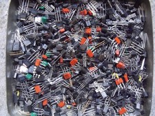 ELEKTRONIK TEILE*200 STÜCK