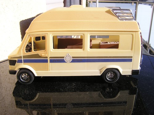 Wader mercedes 207d - wader, cook