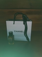 Chanel Kartonage mit Eau de