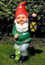 Gartenzwerg Zwerg mit Laterne H 70 cm großer Deko Zwerg Gartenfigur Dekofigur