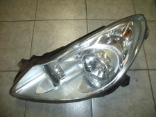 Linker Frontscheinwerfer