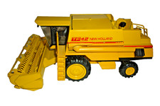 NZG Metallmodel Mähdrescher 269 New Holland TF 42  1:42 Combine Harvester