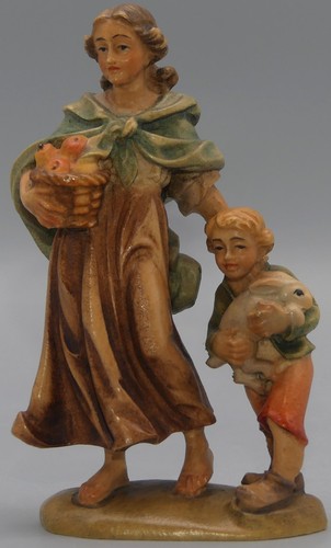 Holzfigur hirtin mit obstkorb - hirtin,