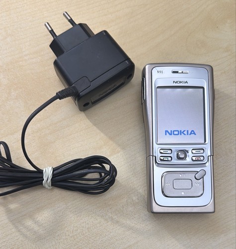 Nokia n91 4gb light chrome - 4gb,