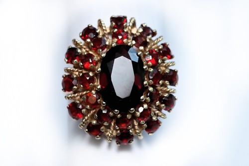 Goldring mit granaten - goldring,